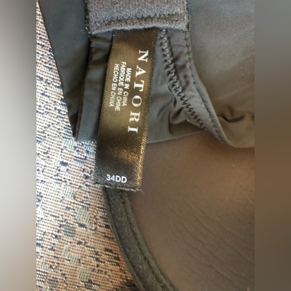 Natori black bra size 34DD - Picture 3 of 3